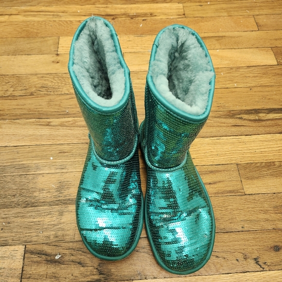 UGG Classic Sequin Sparkle Boots Women's Size 7 Teal EUC - Picture 1 of 8